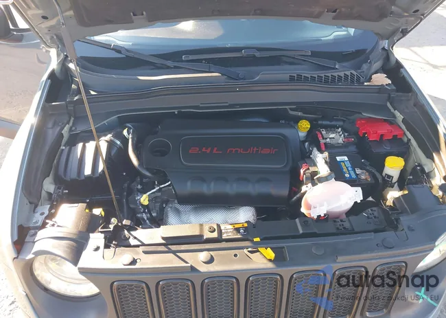 ZACCJBAB6JPH54747: 44170659