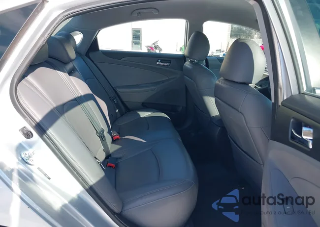 5NPEB4AC1EH886811: 44170671