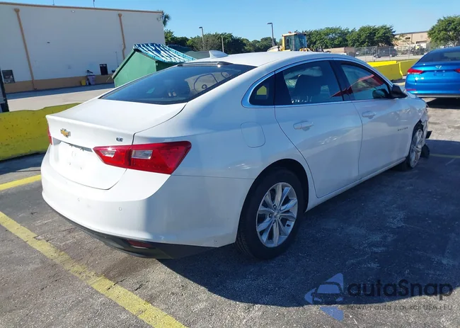 1G1ZD5ST8SF155145: 44170707