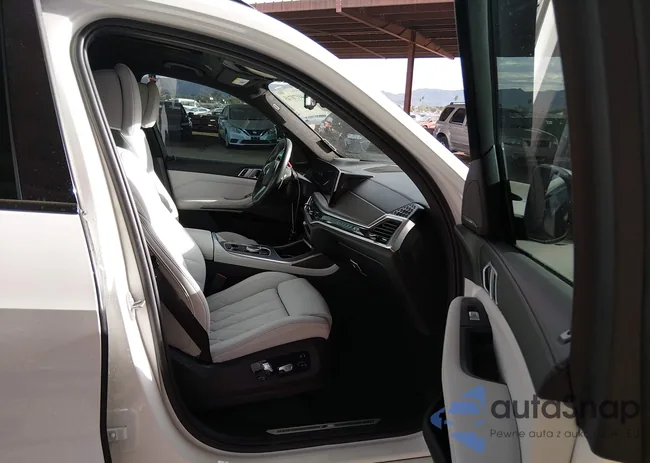 5UX23EM06R9V80711: 44170745