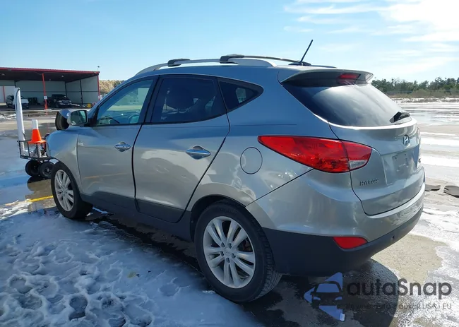 KM8JU3AC2DU635993: 44170788