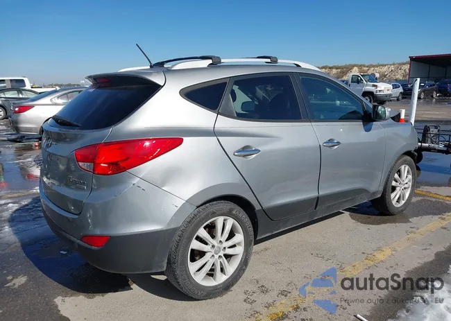 KM8JU3AC2DU635993: 44170788