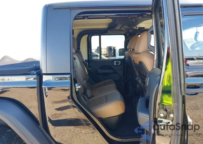 1C6JJTBG0LL135339: 44170821