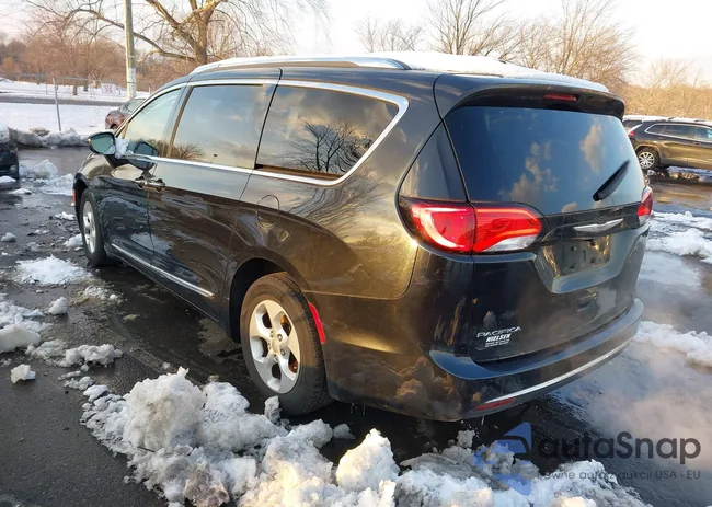 2C4RC1EG1HR515312: 44170868