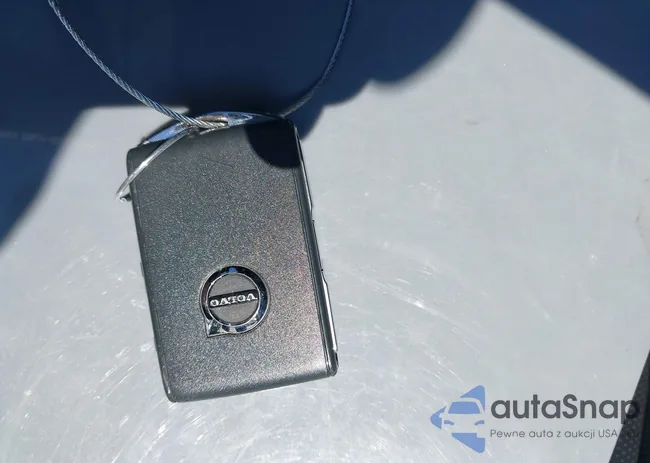 LVYA22ML4MP196528: 44170904