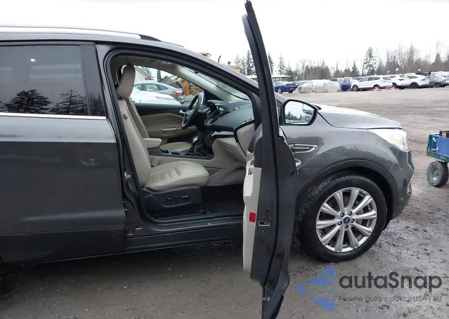 1FMCU0J98JUB16793: 44170923