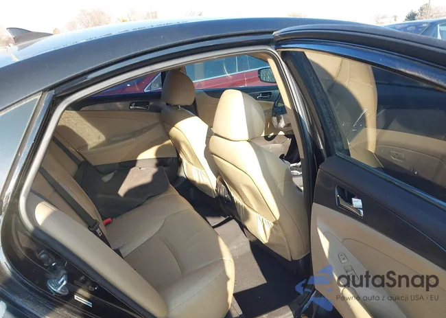 KMHEC4A41DA084654: 44170981