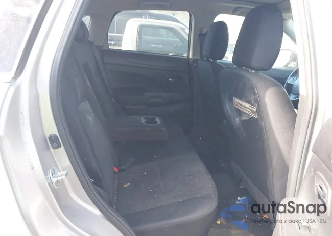 4A4AR4AW1FE058319: 44170989