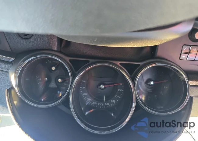 1G6DN57P390146427: 44171021