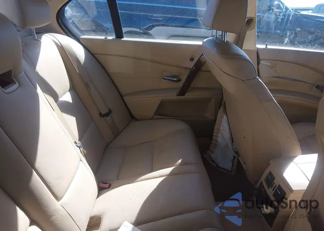 WBANE53537CY04245: 44170073