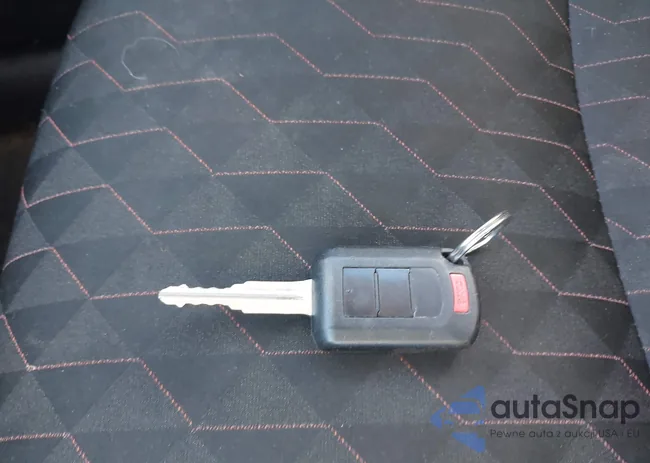 ML32AUHJ7MH007838: 44170145