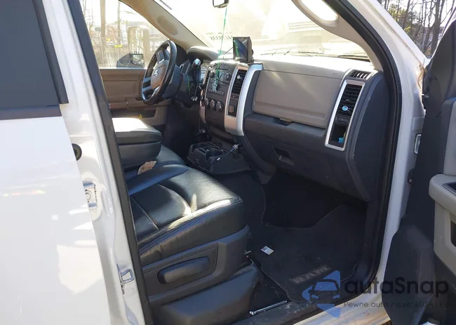 3D7UT2CL0AG124203: 44170338