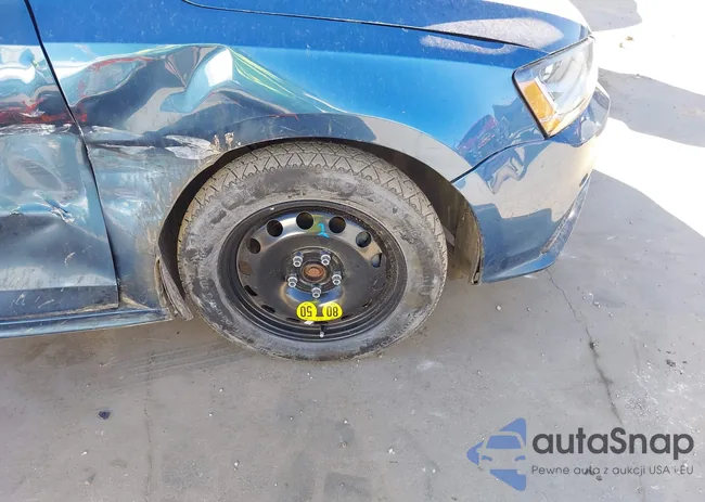 3VWDB7AJ5HM261769: 44170400