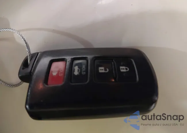 2T1BURHE6EC069984: 44170425