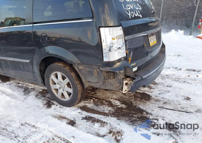 2C4RC1BG8DR526533: 44171441