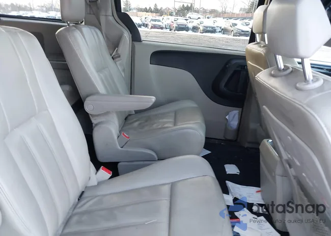 2C4RC1BG8DR526533: 44171441