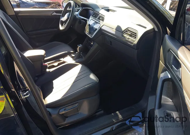 3VVNB7AX5PM016868: 44171549