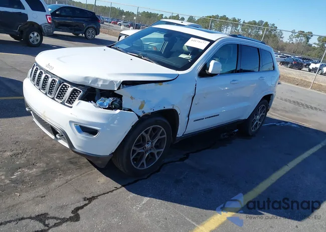 1C4RJEBG2JC229839: 44171674