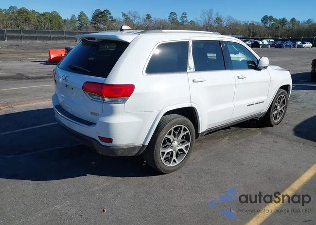 1C4RJEBG2JC229839: 44171674