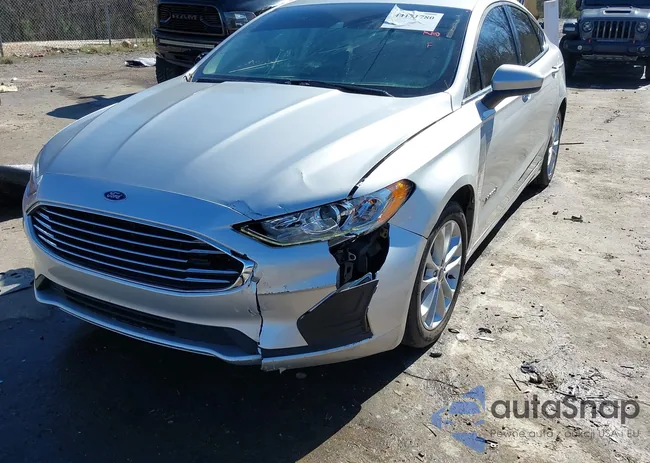 3FA6P0LU6KR120480: 44171780