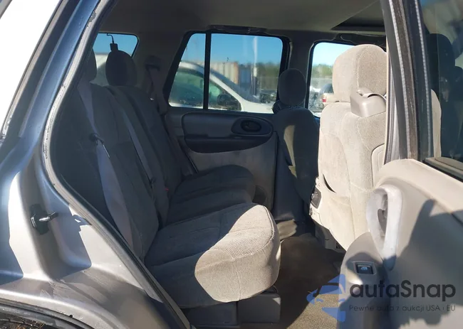 1GNDT13S322420040: 44171788