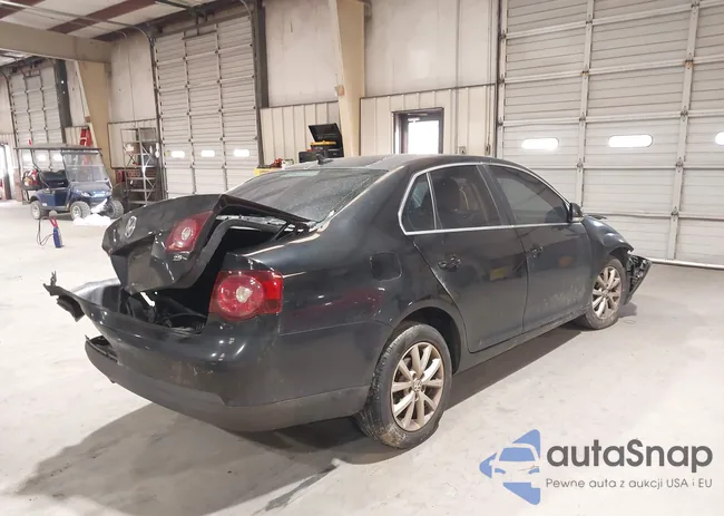 3VWRX7AJXAM032601: 44171818