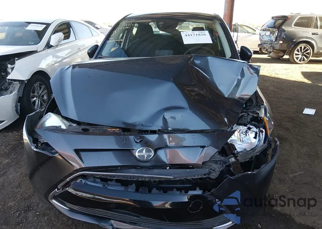 3MYDLBZV8GY114607: 44171826