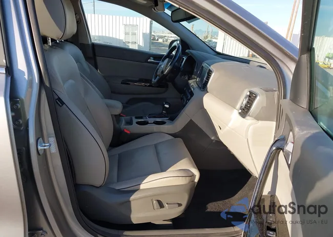 KNDPNCACXK7575713: 44171836