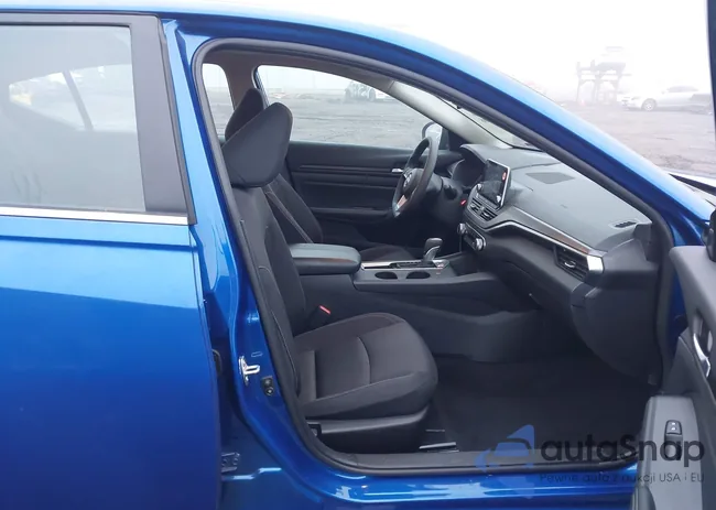 1N4BL4DV6SN383015: 44171906