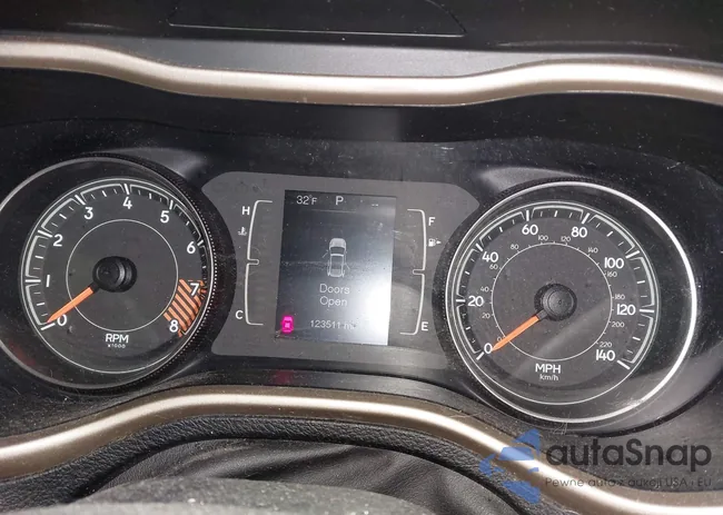 1C4PJMCS3FW546586: 44171919