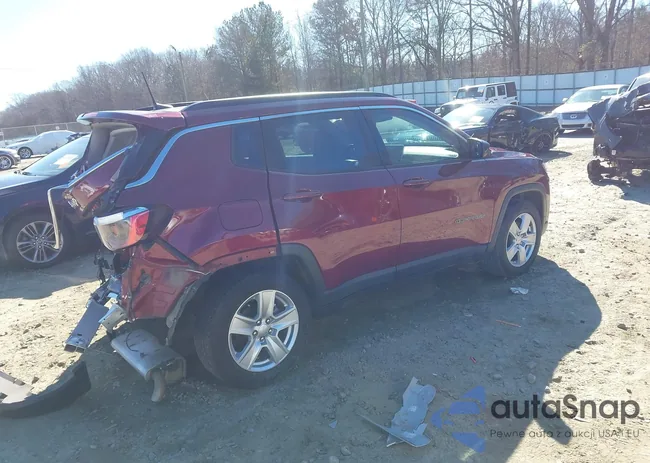 3C4NJCBB9NT218290: 44171950