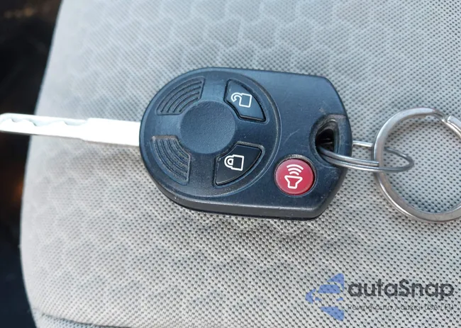 1FMCU0GD6JUB60366: 44172013