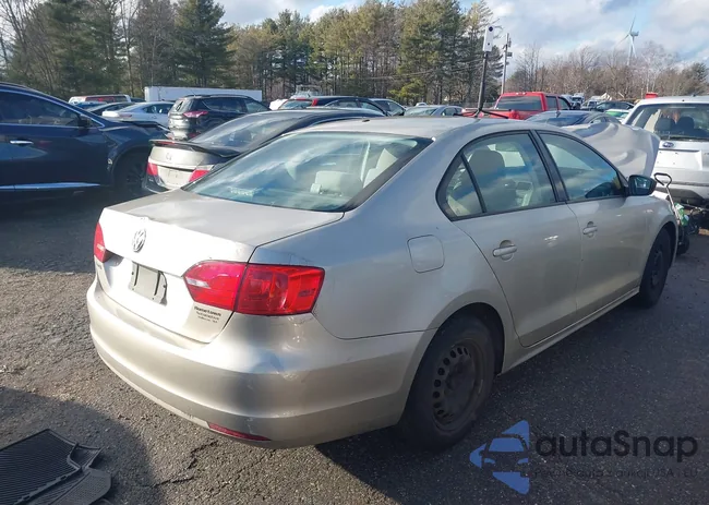 3VW2K7AJ3CM466510: 44171042