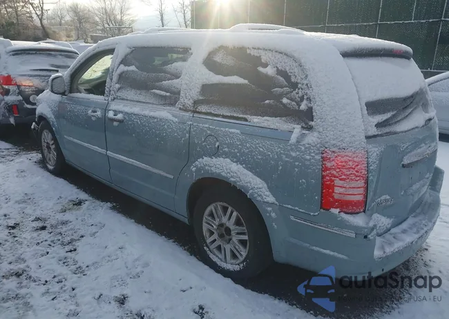 2A8HR64X28R717982: 44171106