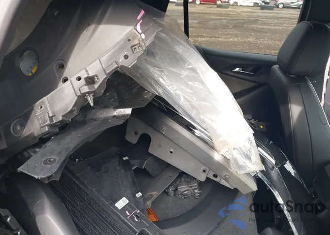 3GNAXPEG8SL113206: 44171130