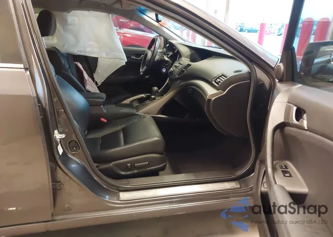 JH4CU2F68AC039538: 44171147