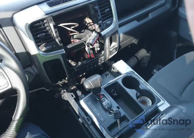 3C6JR6AT6DG592700: 44171273