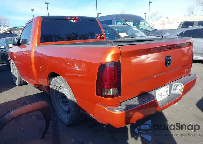 3C6JR6AT6DG592700: 44171273