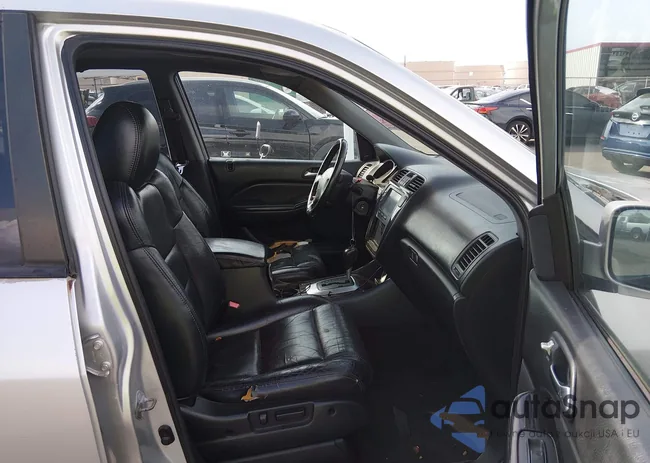 2HNYD18656H520182: 44171352