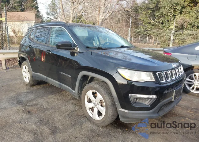 3C4NJDBB3JT180538: 44172448