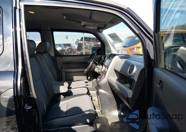 5J6YH28674L004657: 44172453