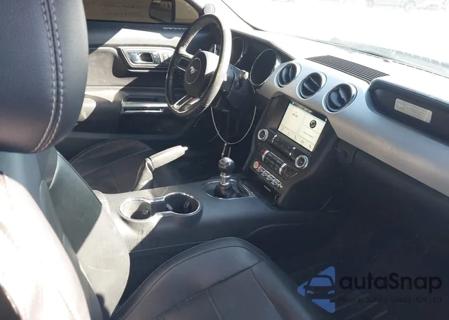 1FA6P8CF3H5311947: 44172485