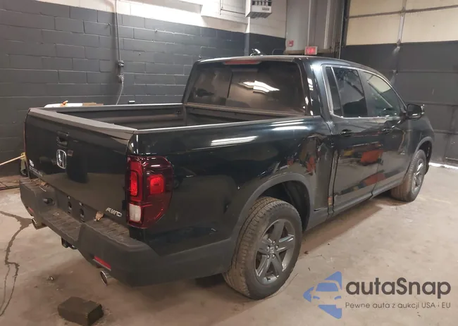 5FPYK3F5XPB008093: 44172497