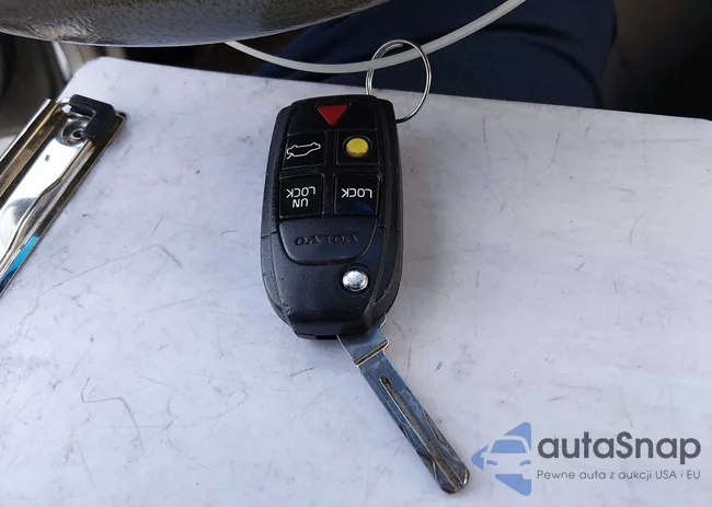 YV1CY592651136569: 44172542