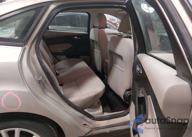 1FADP3F23FL376440: 44172569