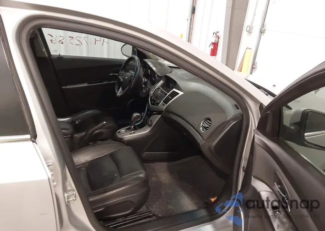 1G1PG5SC2C7209646: 44172586