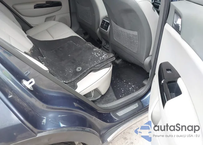 KNDPRCA65H7208130: 44172642