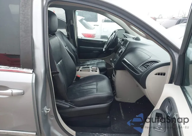 2C4RC1BG5FR709102: 44172647