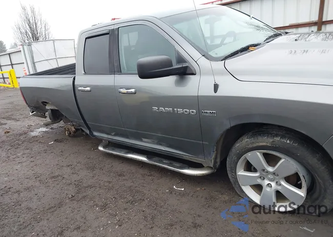 1C6RD7GT3CS266570: 44172653