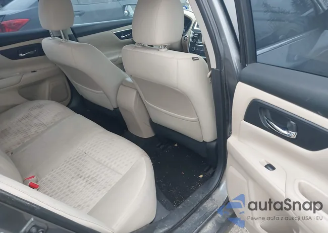 1N4AL3AP7GN359468: 44172661